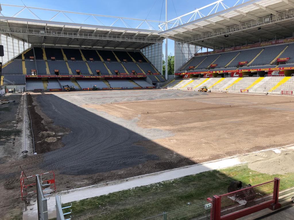 Lens: La pelouse du Stade Bollaert est prête