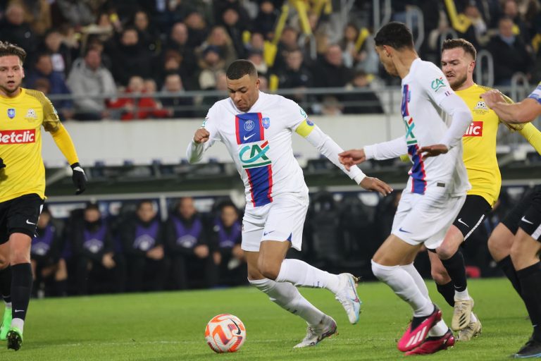 Maillot PSG Mbappé Coupe De France 2023 Vs Pays De Cassel - Taille L