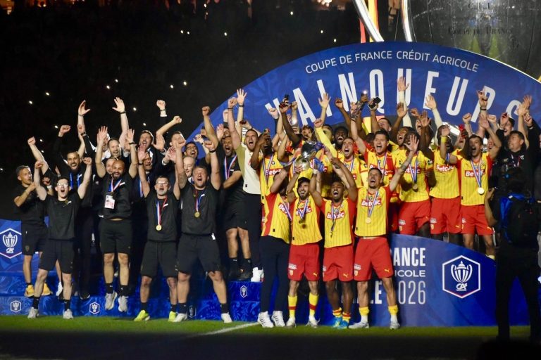 RC Lens Vs Nice Finale La Coupe De France Est Enfin Sang Et Or rc-lens-vs-nice-finale-la-coupe-de-france-est-enfin-sang-et-or