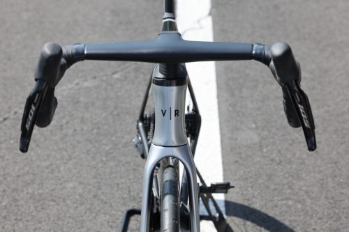 van-rysel-rcr-f-pro-shimano-105-di2-12v-2025-photo-laurent-sanson-05